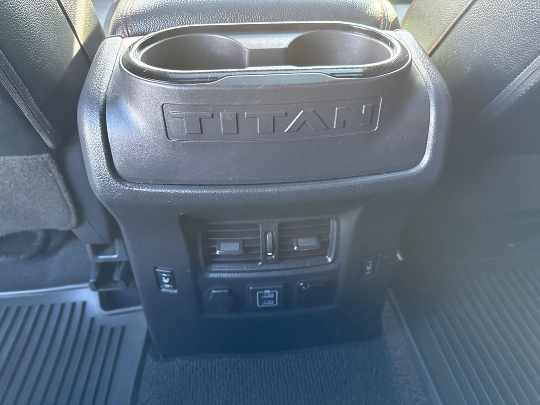 Used 2021 Nissan Titan PRO-4X w/ Pro-4x Convenience Package image 15