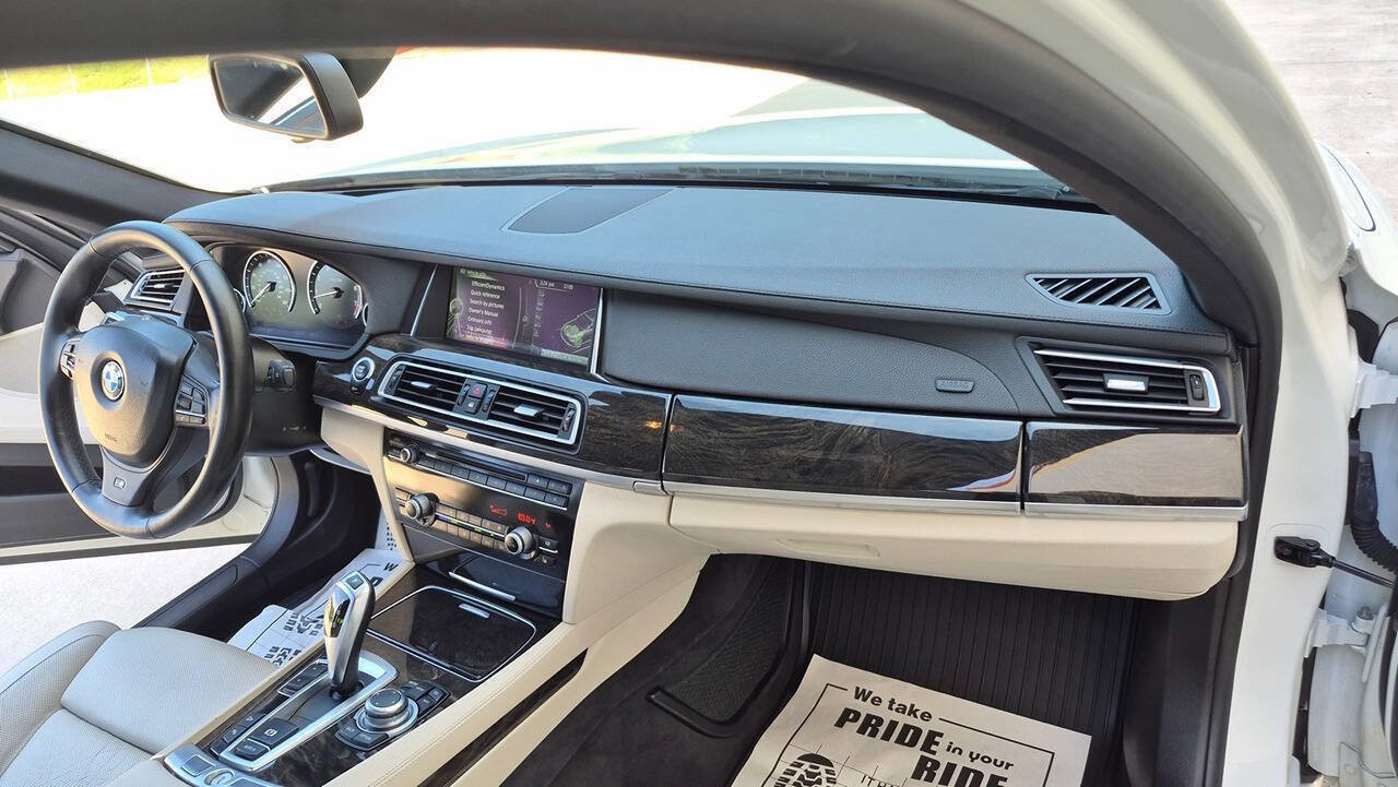 Used 2013 BMW 740Li xDrive AWD/4WD image 63
