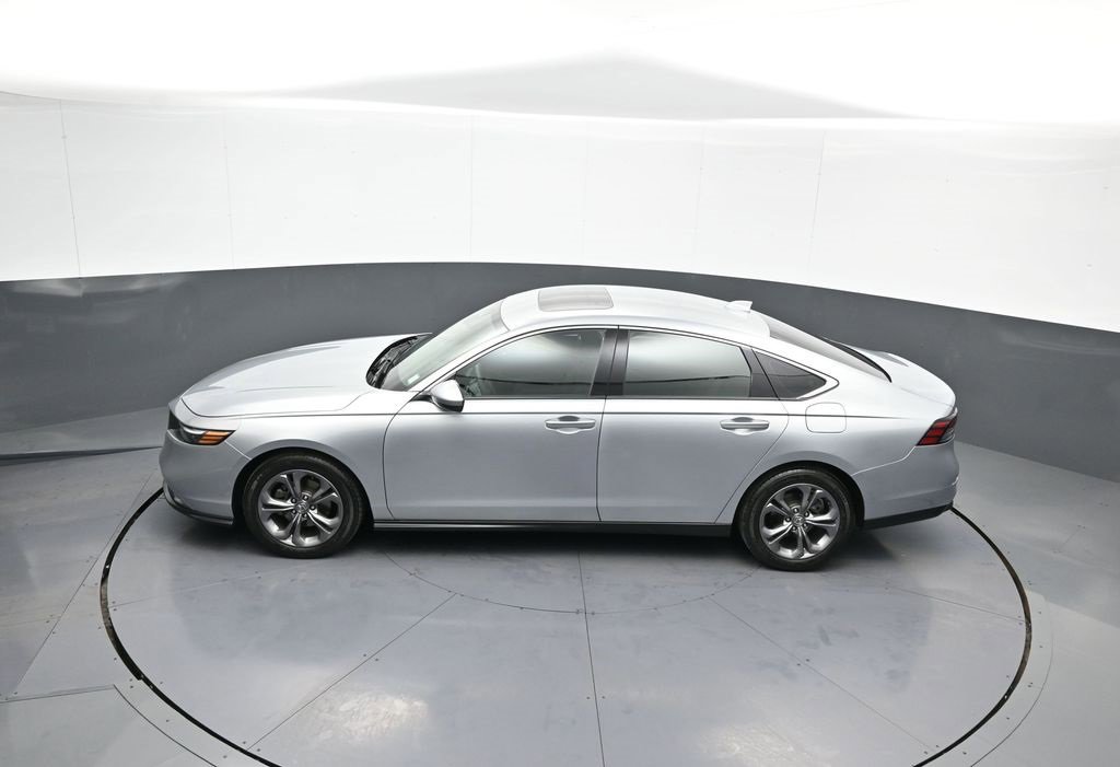 Certified 2024 Honda Accord EX image 41