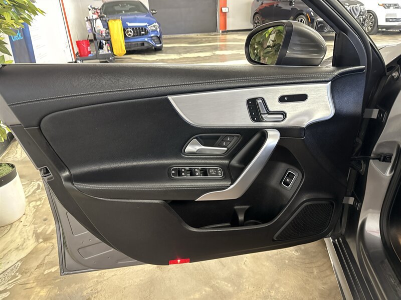 Used 2019 Mercedes-Benz A 220 w/ AMG Line image 14