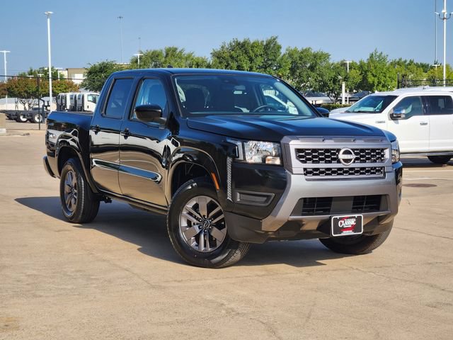 Used 2025 Nissan Frontier SV RWD image 2