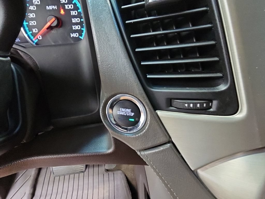 Used 2018 GMC Yukon XL Denali w/ Open Road Package AWD/4WD image 25