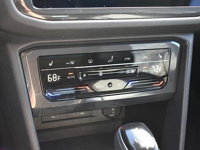 Used 2022 Volkswagen Tiguan SE image 21