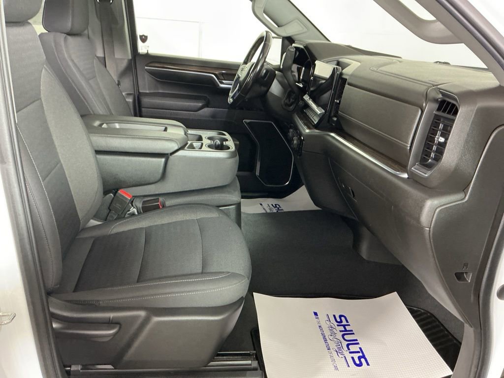 Used 2022 Chevrolet Silverado 1500 LT image 21