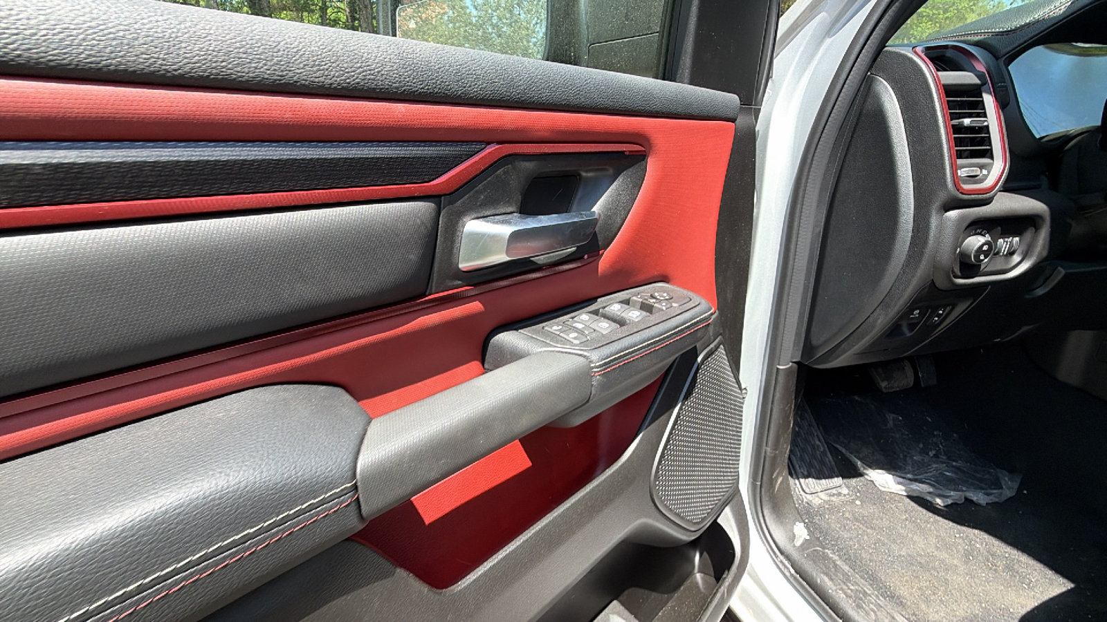 New 2026 RAM 1500 Rebel w/ Rebel Level 1 Equipment Group AWD/4WD image 15