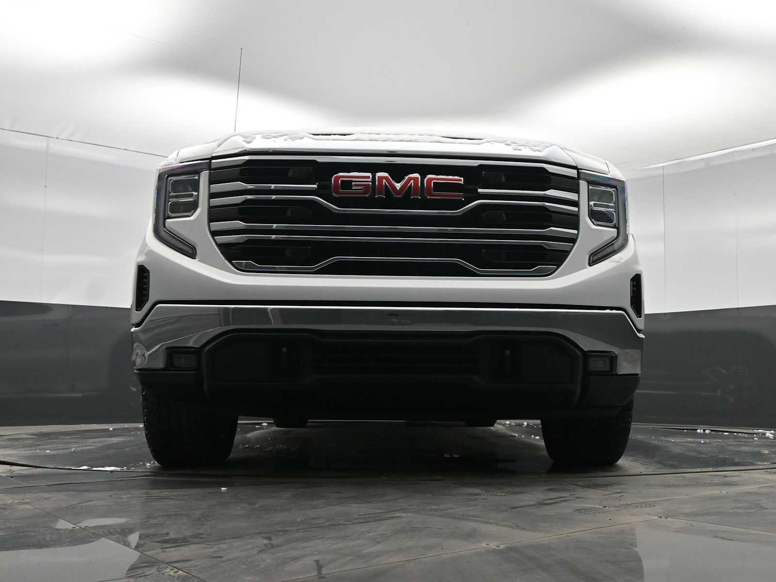 Used 2023 GMC Sierra 1500 SLT w/ SLT Convenience Package image 33