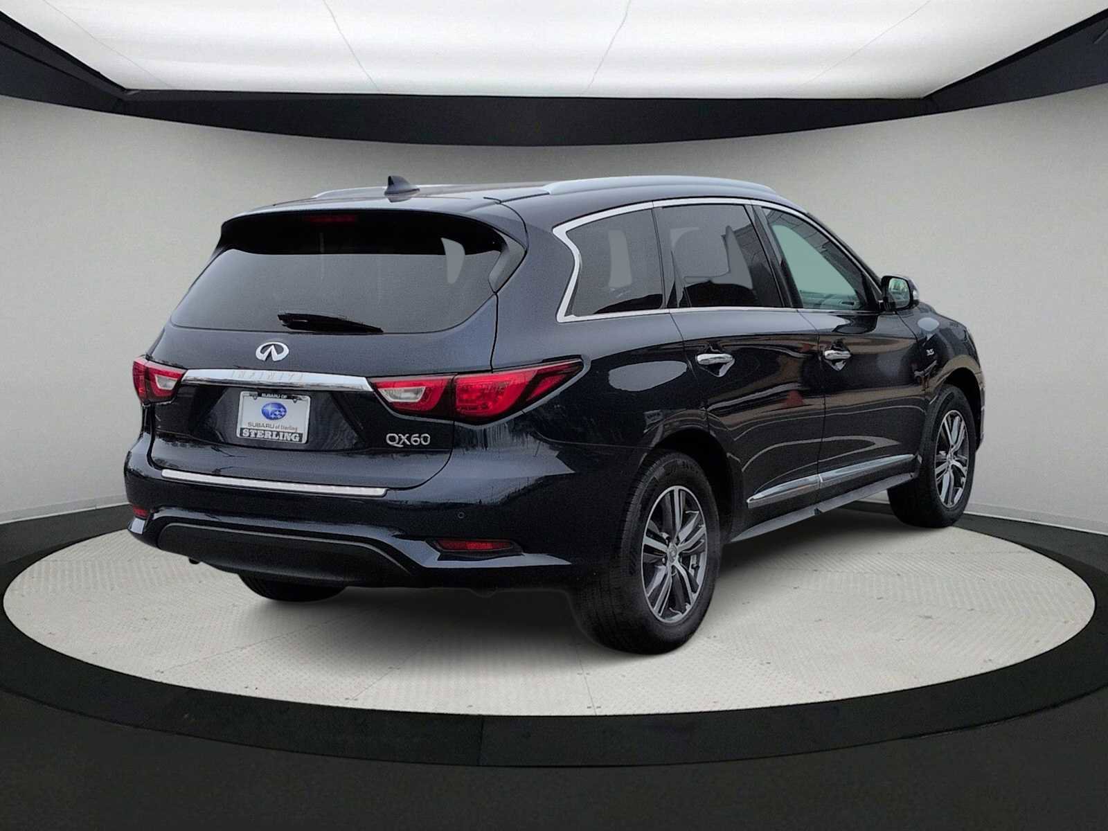 Used 2017 INFINITI QX60 FWD w/ Premium Plus Package image 8