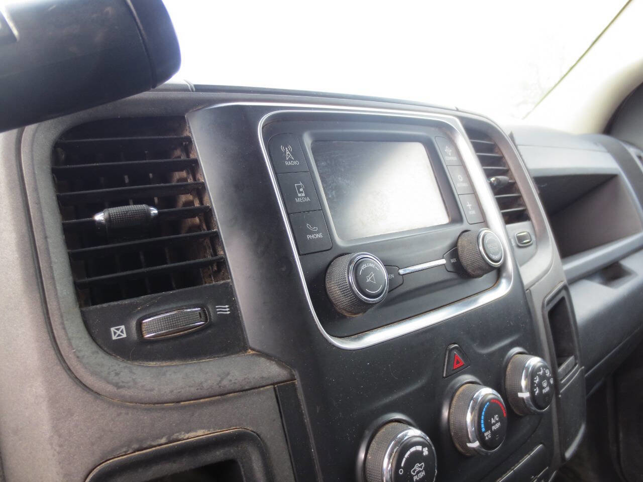 Used 2017 RAM 3500 Tradesman image 15