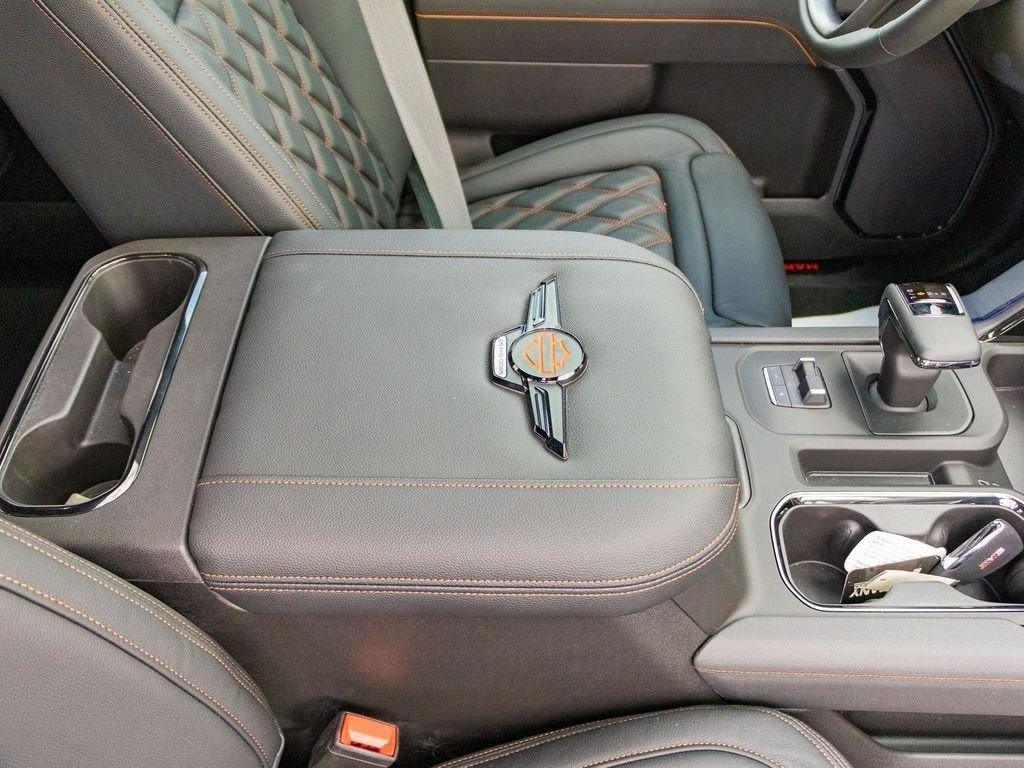New 2025 GMC Sierra 1500 AT4 w/ AT4 Premium Package AWD/4WD image 18