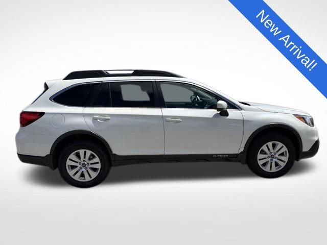 Used 2016 Subaru Outback 2.5i Premium AWD/4WD image 8
