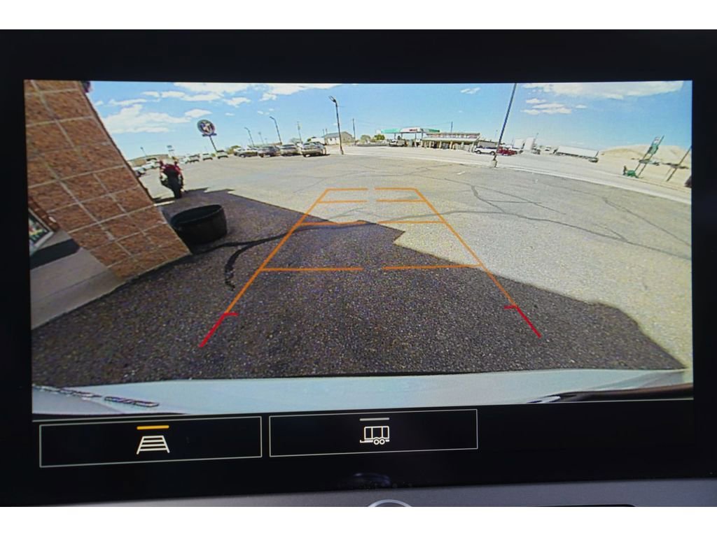 Used 2025 Chevrolet Blazer LT AWD/4WD image 26