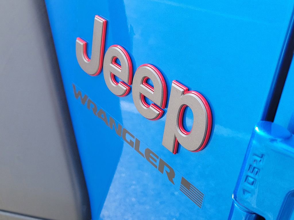 Used 2024 Jeep Wrangler Unlimited Rubicon w/ XTREMEE 35" Tire Package image 8