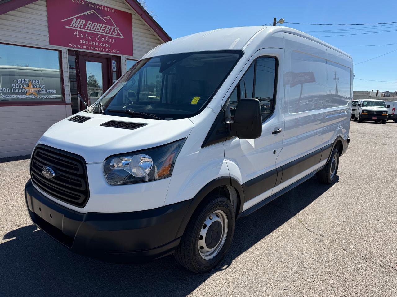 Used 2019 Ford Transit 250 148 Medium Roof image 4