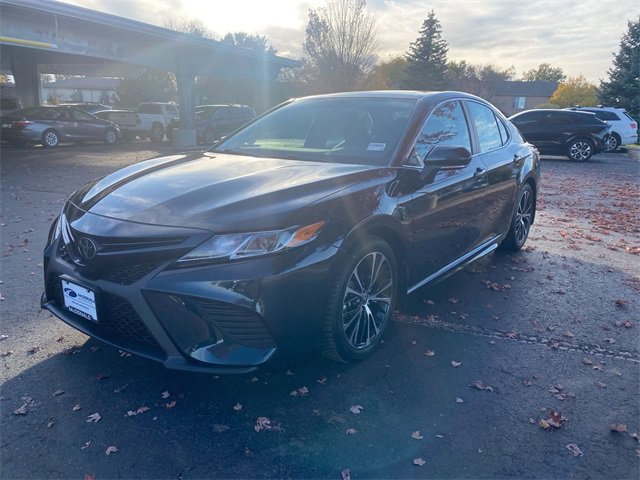 Used 2020 Toyota Camry SE