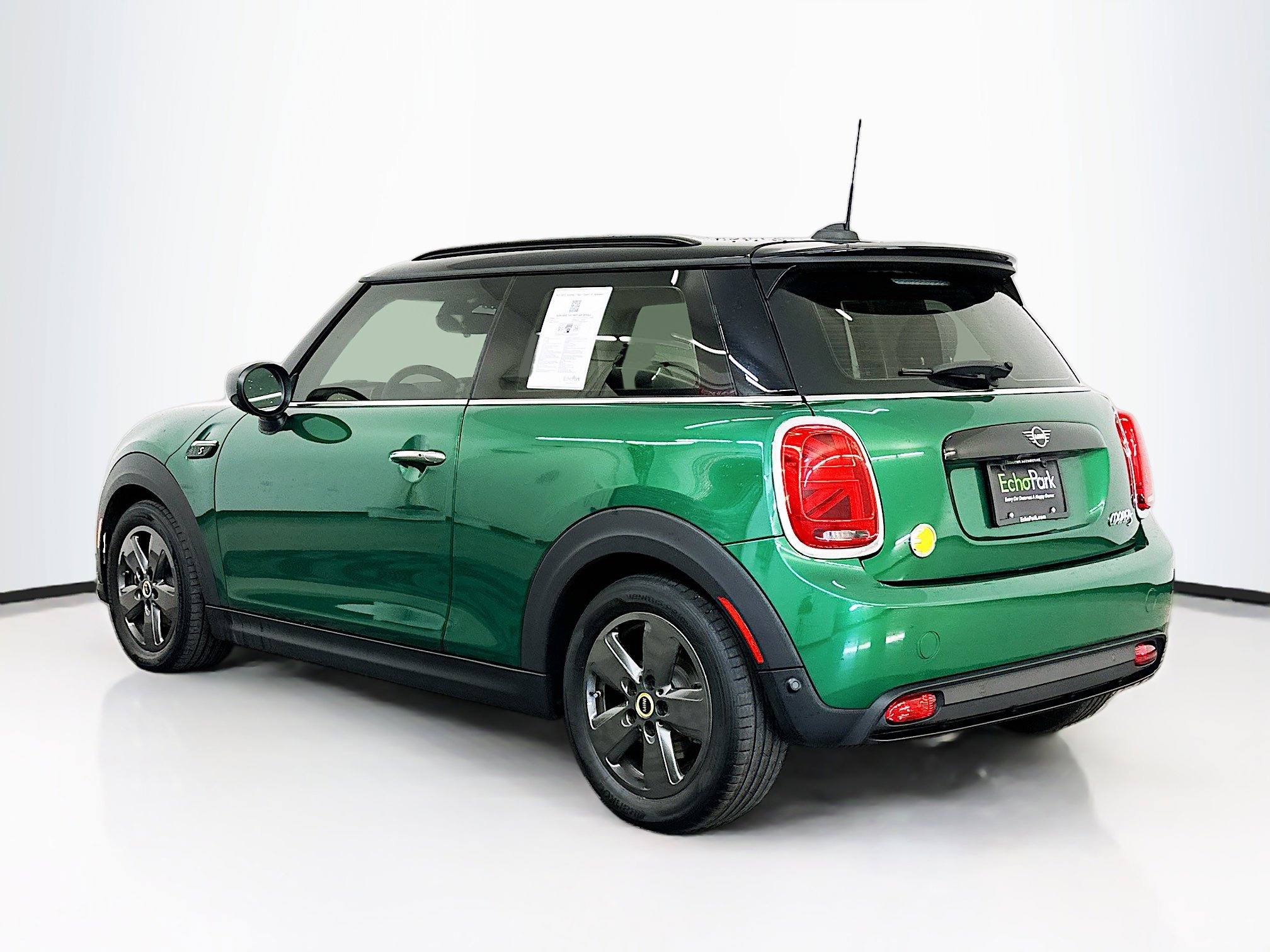 Used 2023 MINI Cooper SE image 5