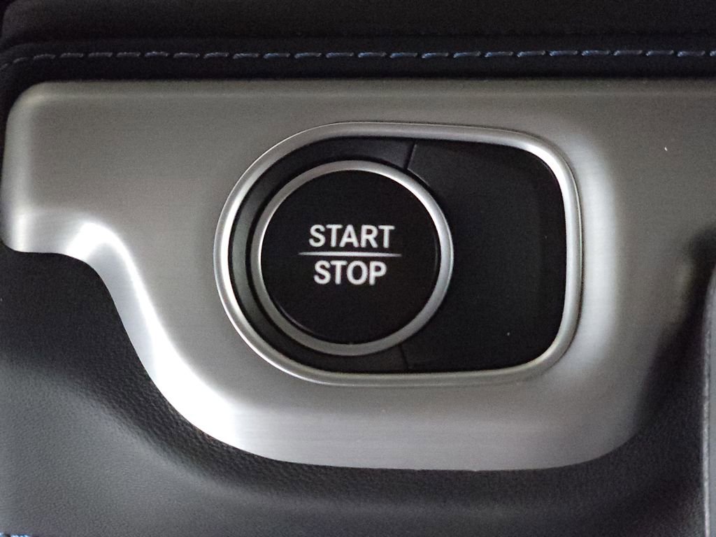 Certified 2025 Mercedes-Benz G 580 w/ EQ Technology image 17