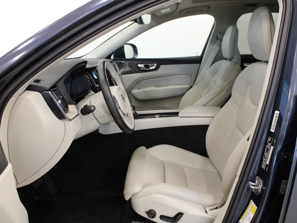Used 2021 Volvo XC60 T5 Inscription w/ Protection Package Premier FWD image 10