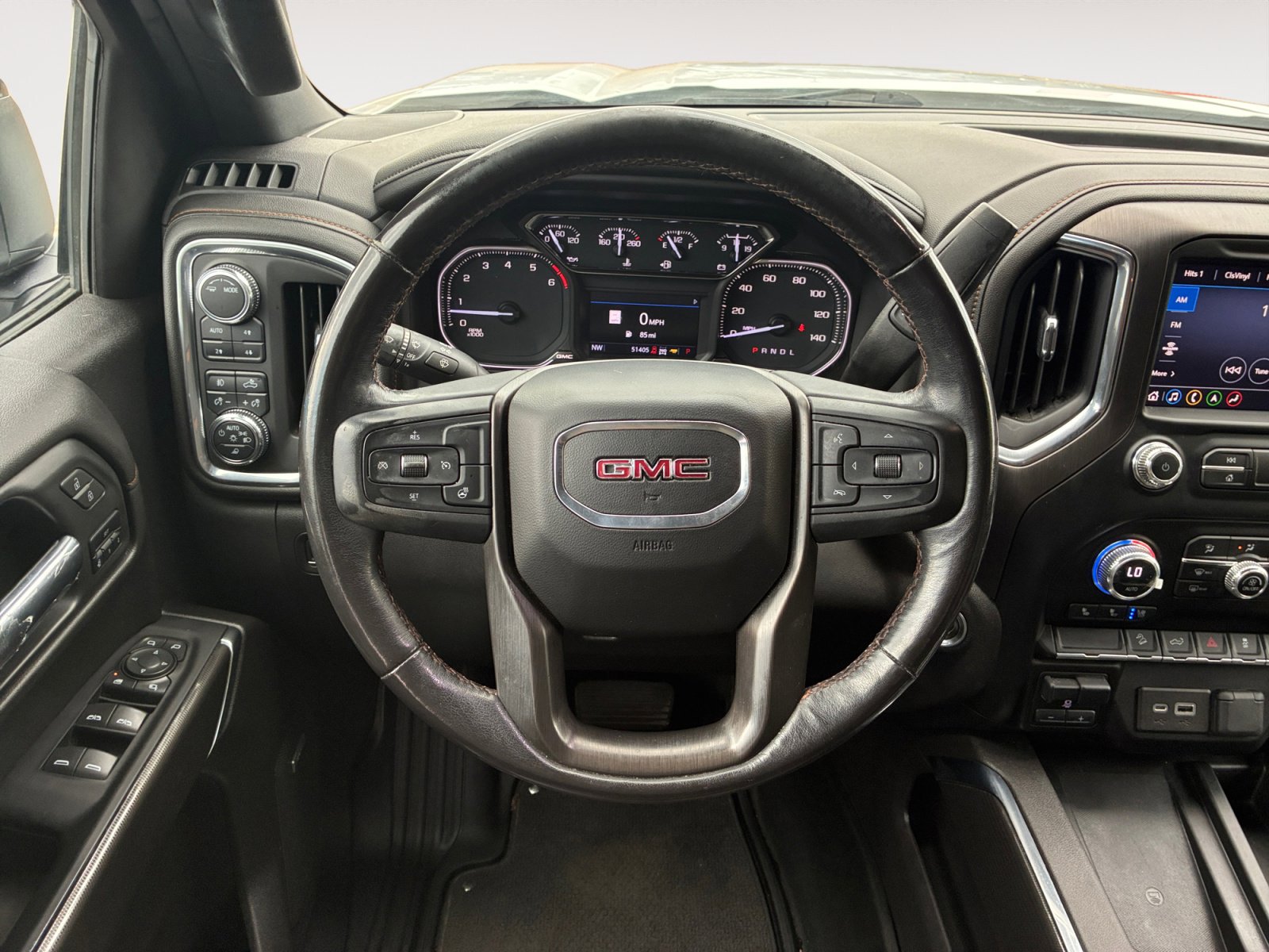 Used 2022 GMC Sierra 1500 AT4 w/ AT4 Preferred Package AWD/4WD image 13