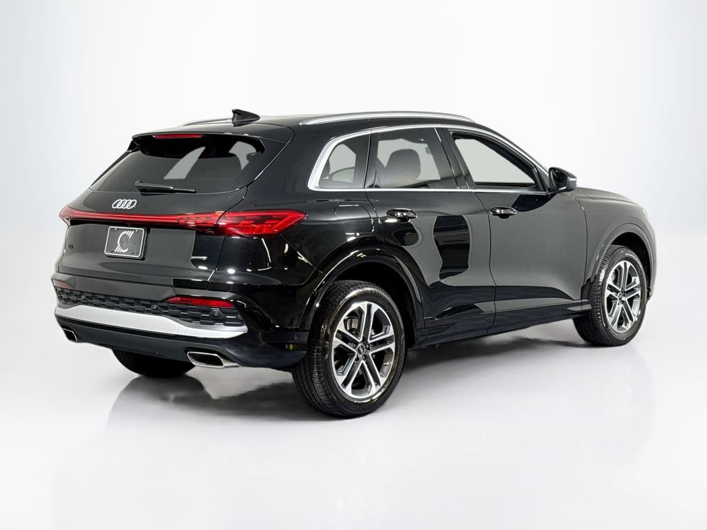 Used 2025 Audi Q5 Premium w/ Convenience Package AWD/4WD image 19