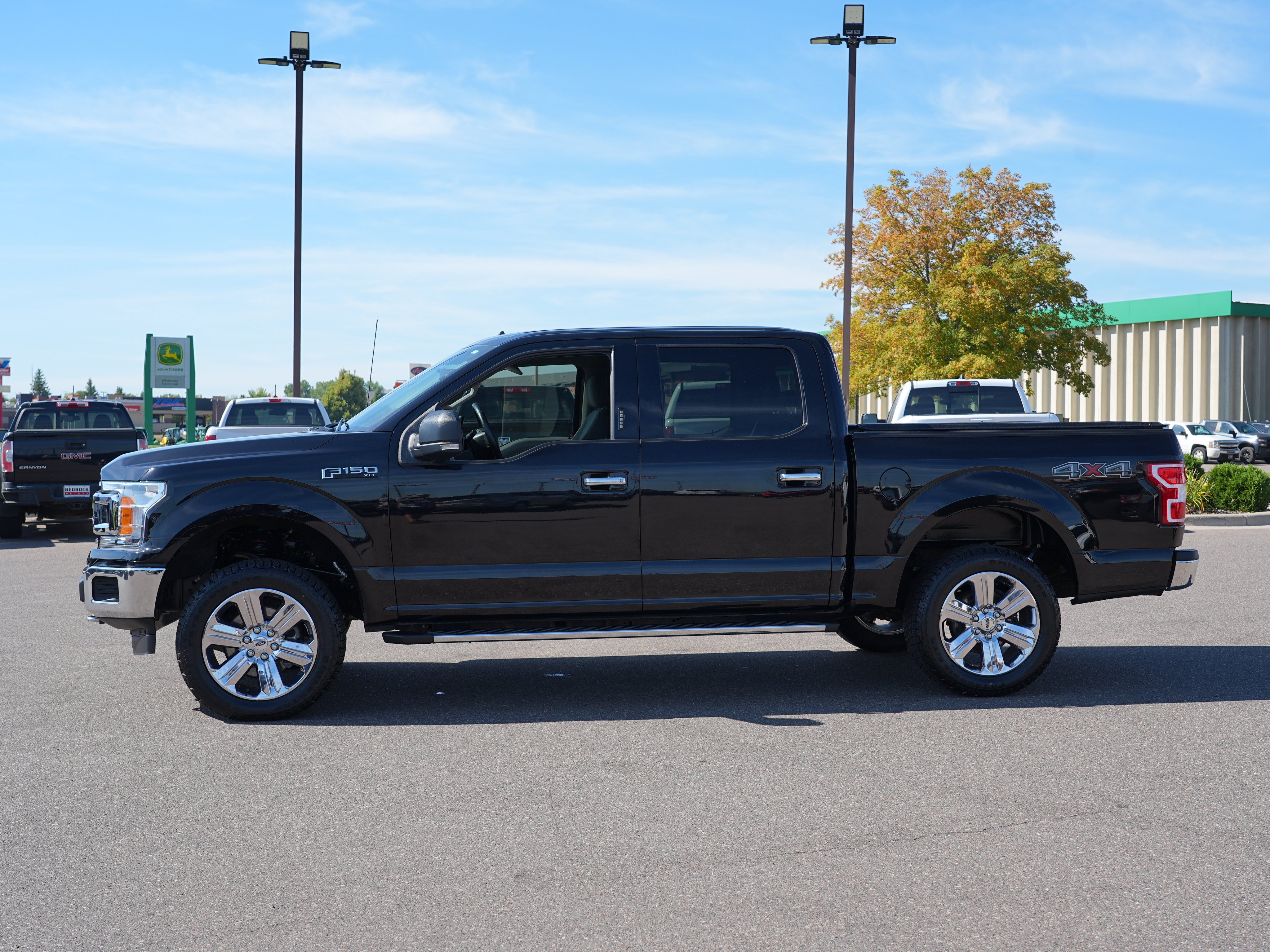 Used 2019 Ford F150 XLT w/ Equipment Group 302A Luxury AWD/4WD image 6