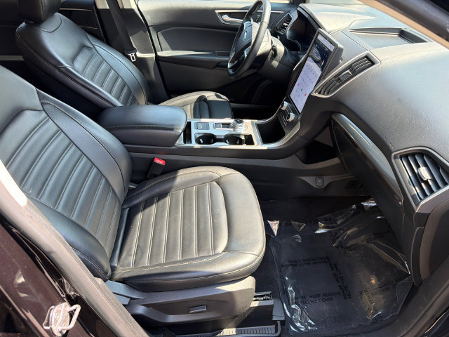 Used 2024 Ford Edge SEL AWD/4WD image 14