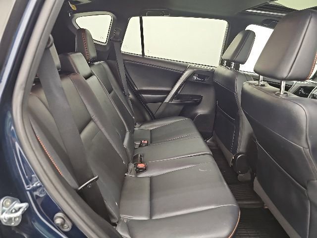 Used 2017 Toyota RAV4 SE AWD/4WD image 34