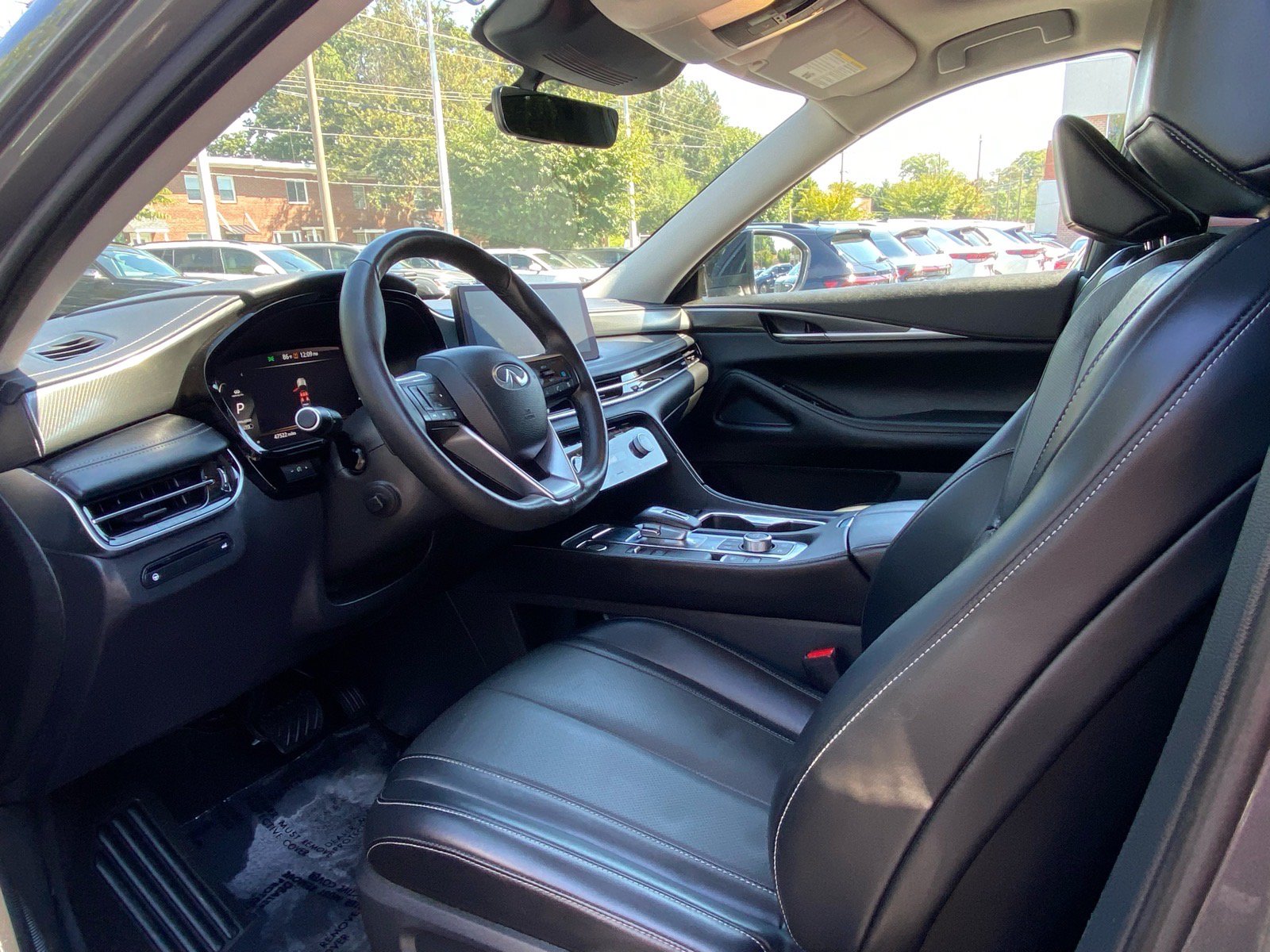 Used 2023 INFINITI QX60 Luxe w/ Cargo Package AWD/4WD image 12