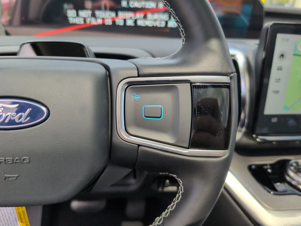 New 2026 Ford Expedition Platinum w/ Driver's Package image 34