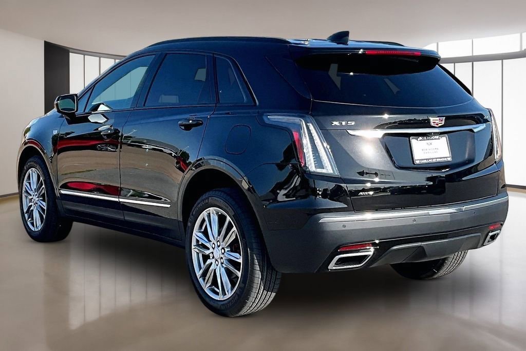 New 2026 Cadillac XT5 Sportv w/ LPO, Floor Liner Package AWD/4WD image 3