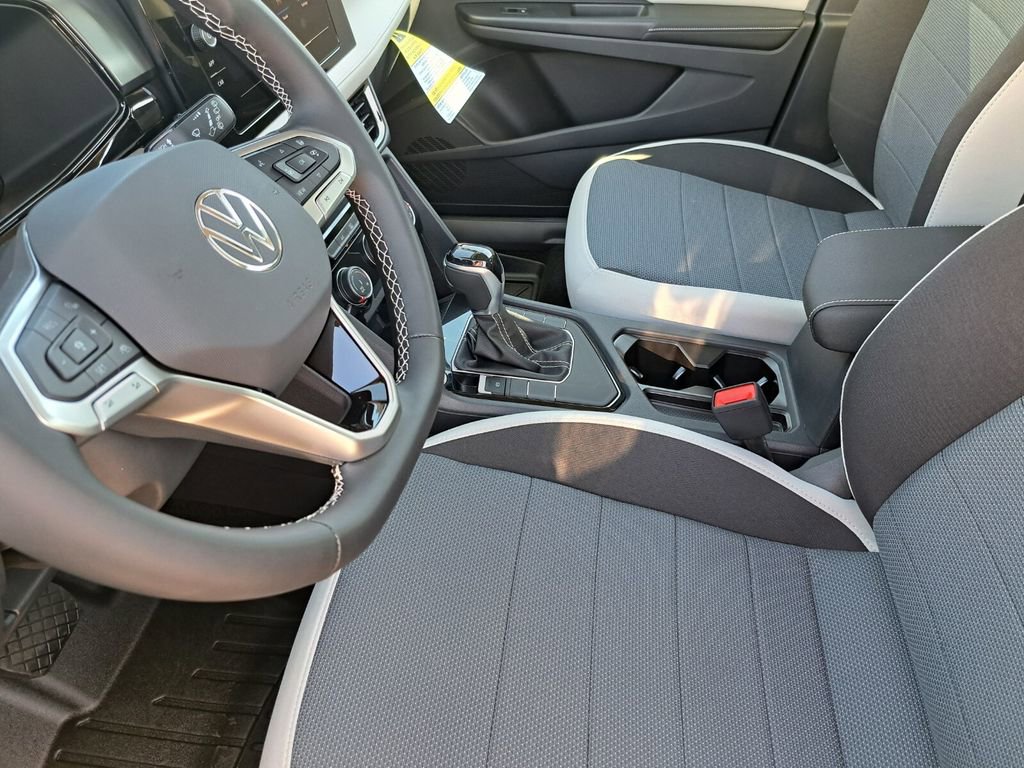 New 2026 Volkswagen Taos S image 17