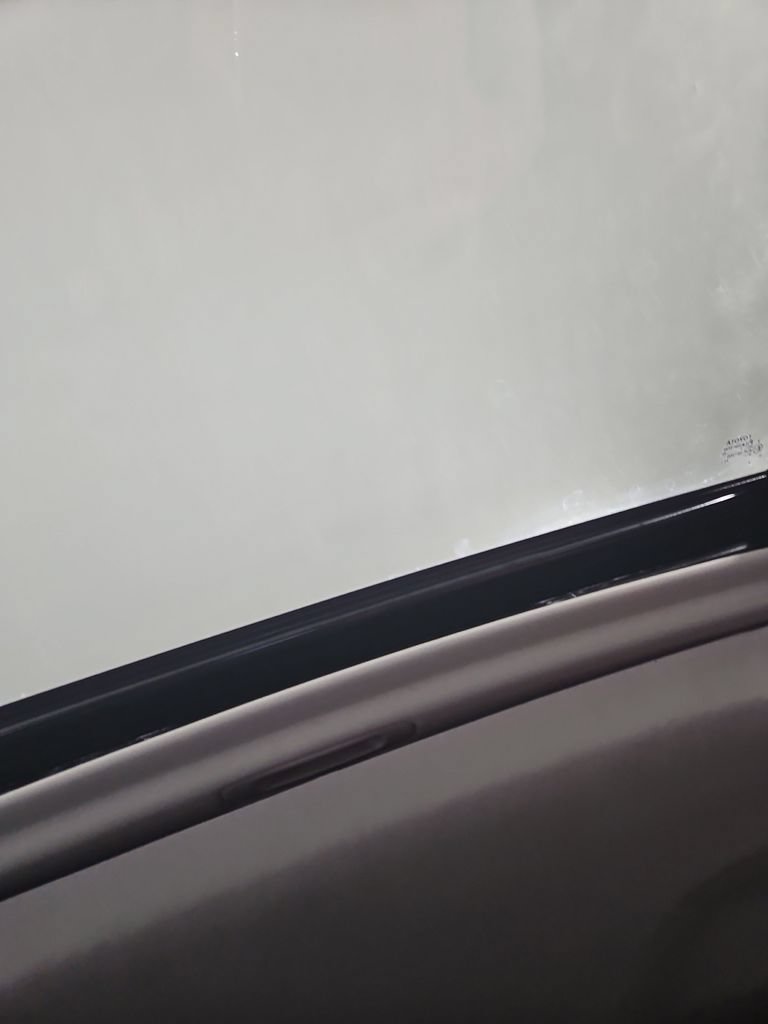 Used 2023 Toyota Highlander XLE AWD/4WD image 21