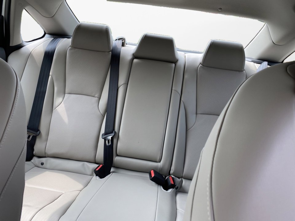 Certified 2023 Honda Accord Touring image 12