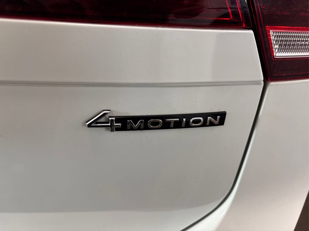 Used 2022 Volkswagen Tiguan SE image 14