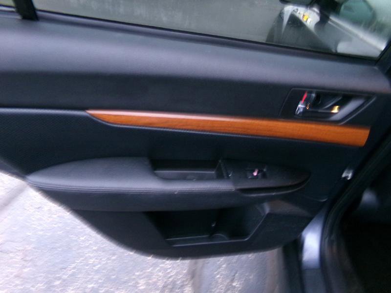 Used 2014 Subaru Outback 3.6R Limited image 33