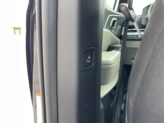 Used 2024 Kia Carnival LX image 29