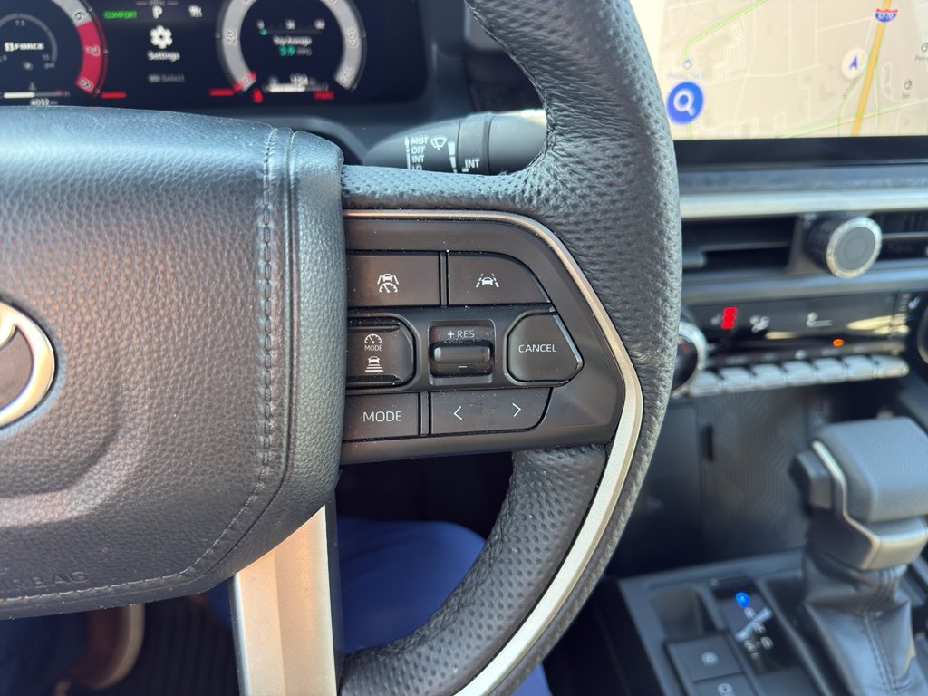 Used 2024 Toyota Tacoma Limited w/ Limited Package (LT) AWD/4WD image 23