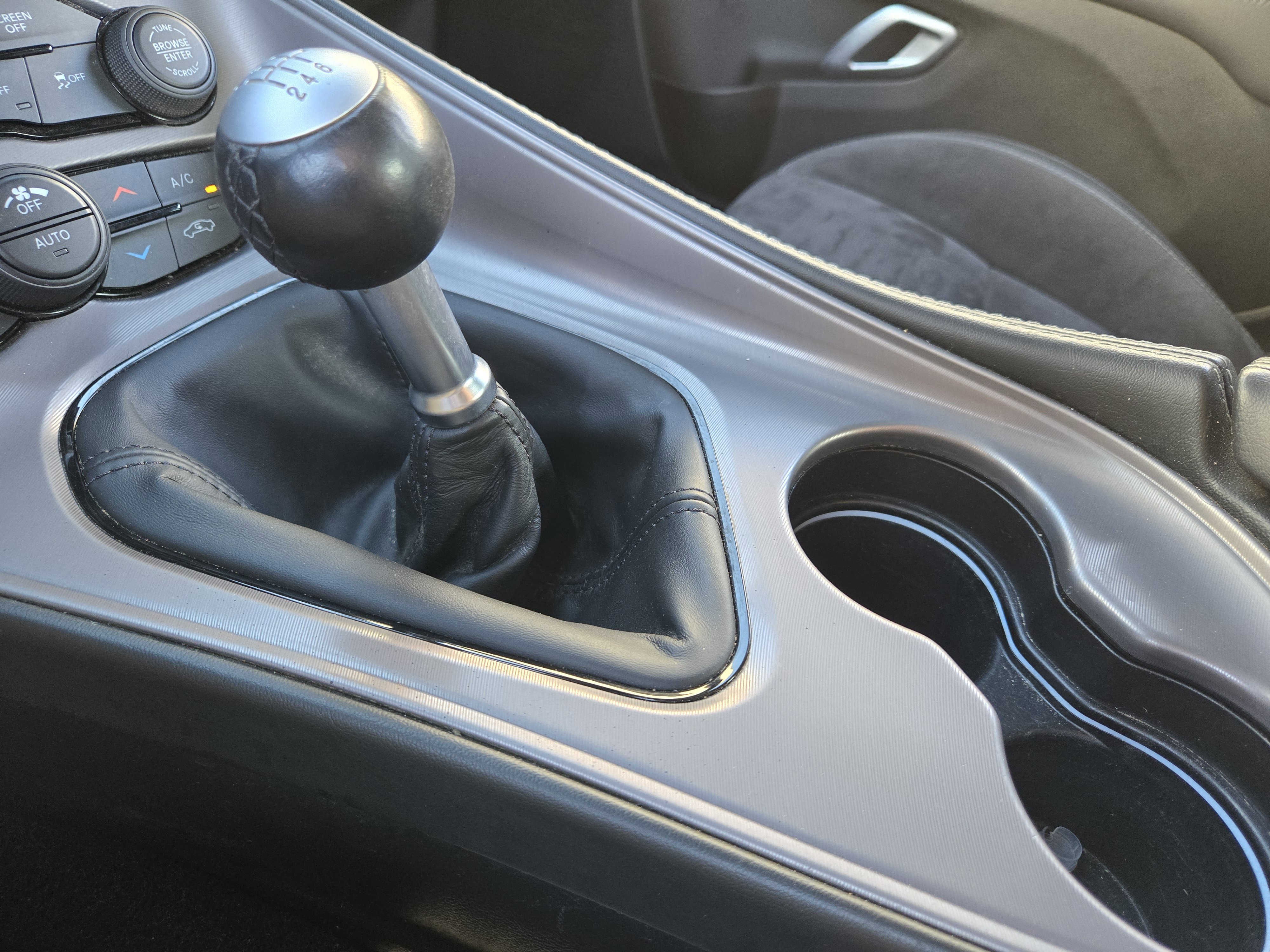 Used 2023 Dodge Challenger R/T w/ Plus Package image 22