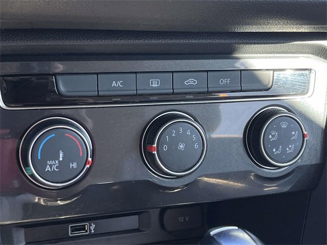 Used 2018 Volkswagen Tiguan S image 25