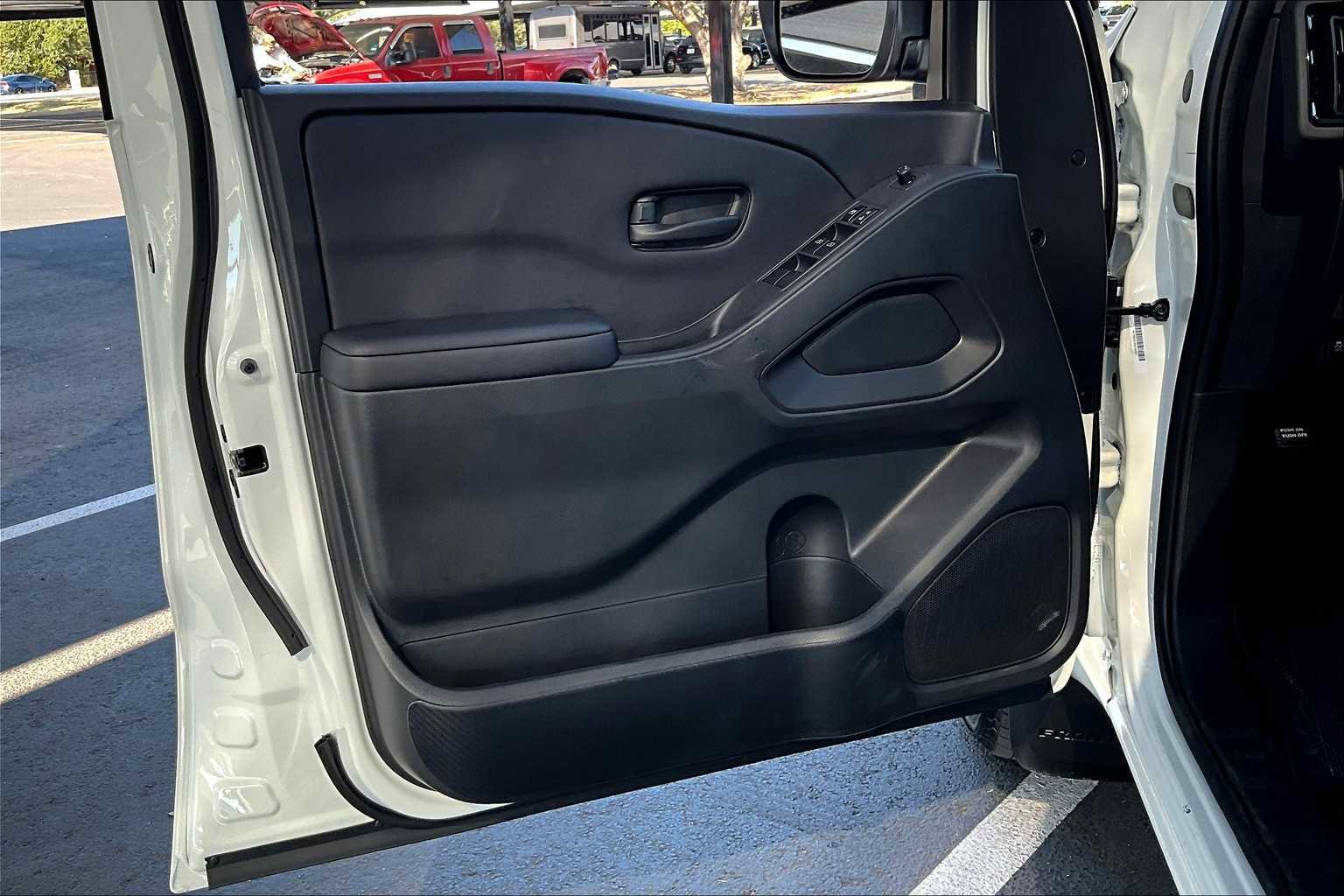 New 2026 Nissan Frontier SV image 10