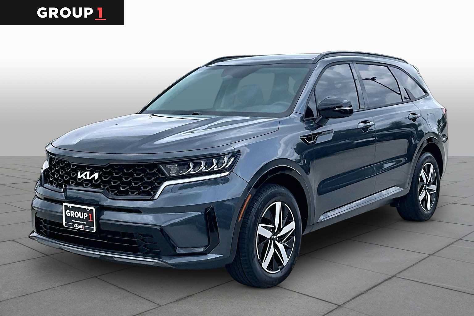 Certified 2023 Kia Sorento S w/ Panoramic Sunroof Package FWD image 1