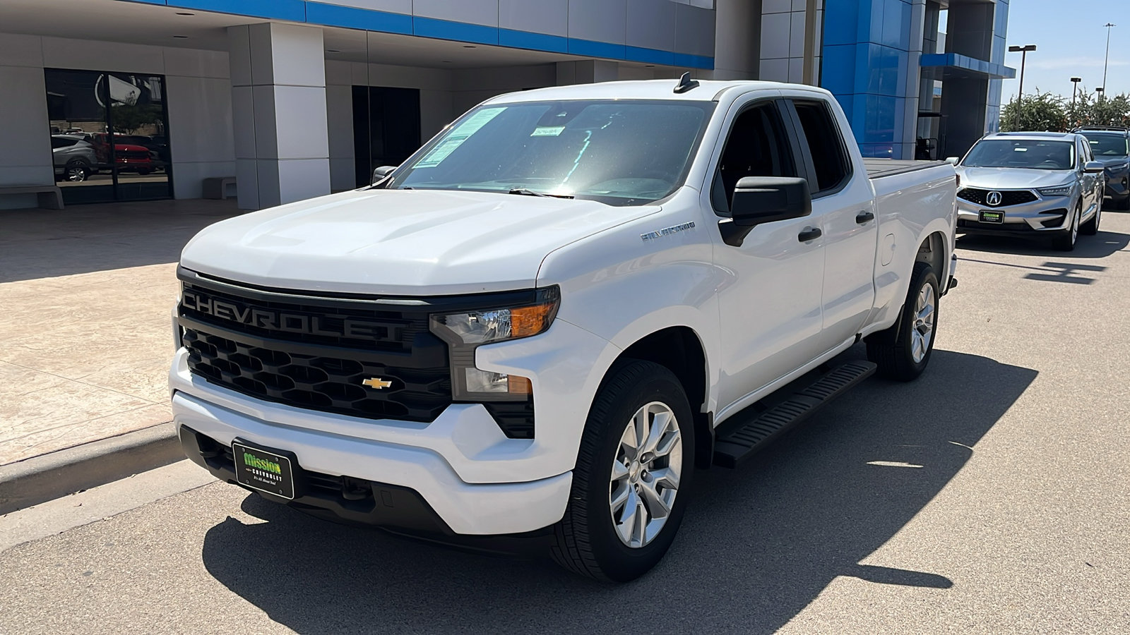 Used 2023 Chevrolet Silverado 1500 Custom w/ LPO, Dark Essentials Package RWD image 3
