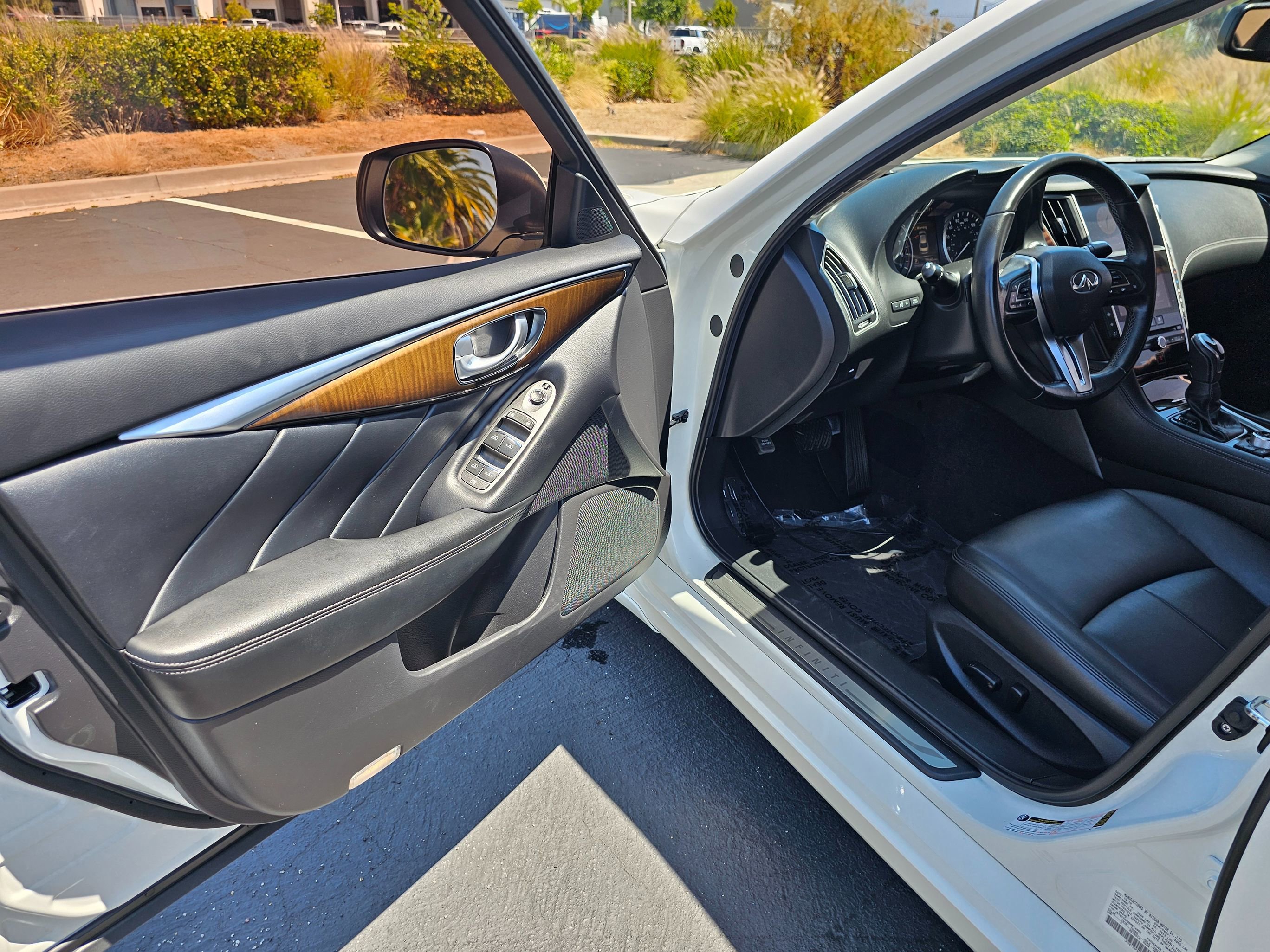 Used 2019 INFINITI Q50 Luxe RWD image 15