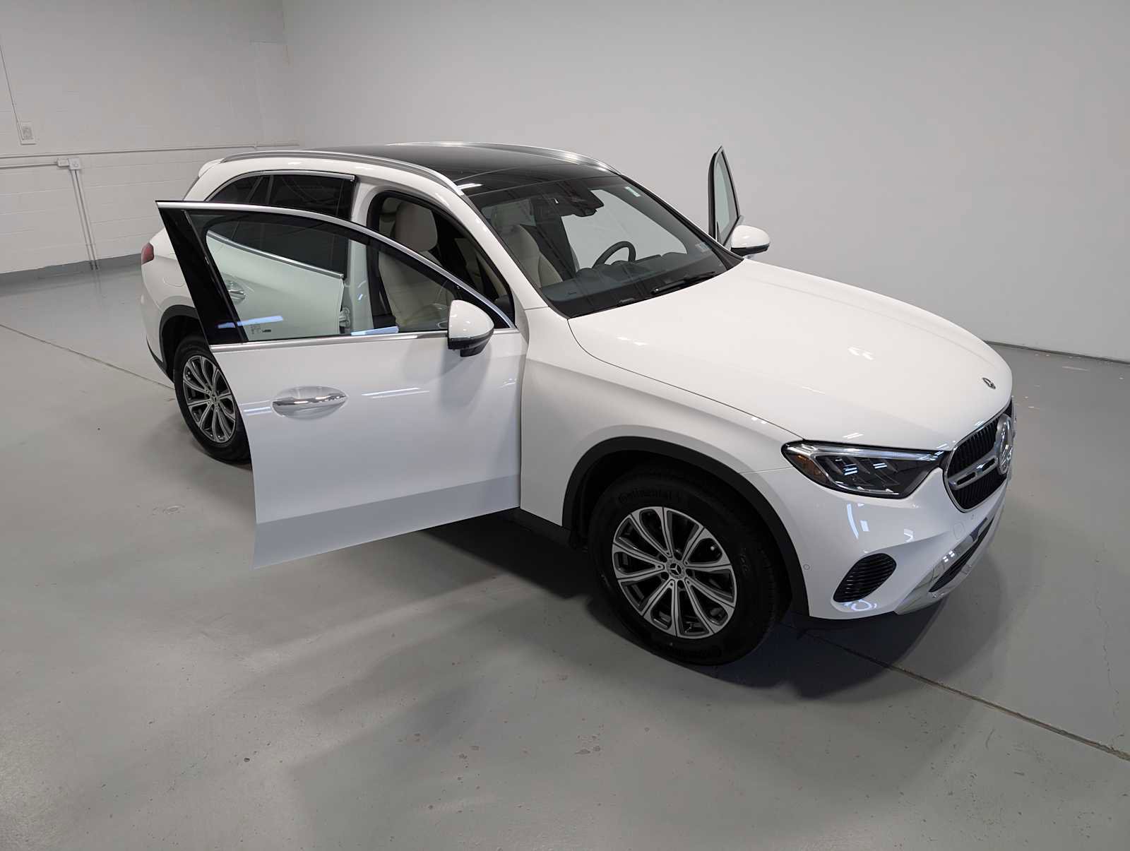 Certified 2026 Mercedes-Benz GLC 300 4MATIC image 16