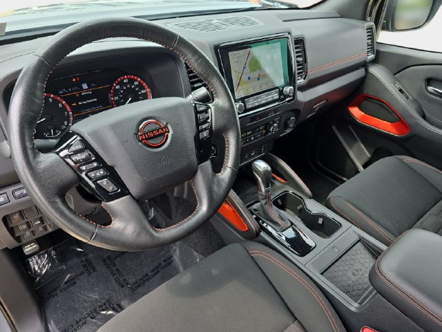 Used 2023 Nissan Frontier PRO-4X w/ Pro Convenience Package AWD/4WD image 18