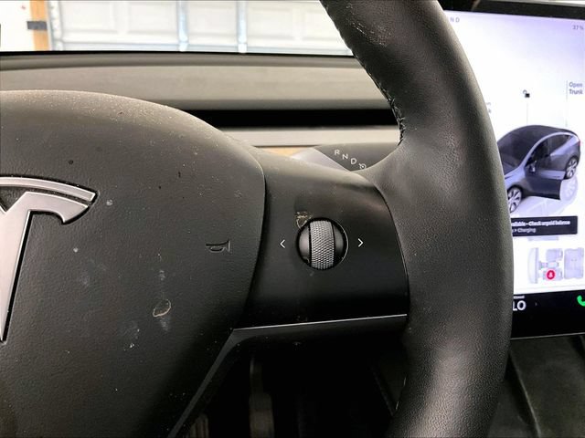 Used 2022 Tesla Model Y Long Range AWD/4WD image 18