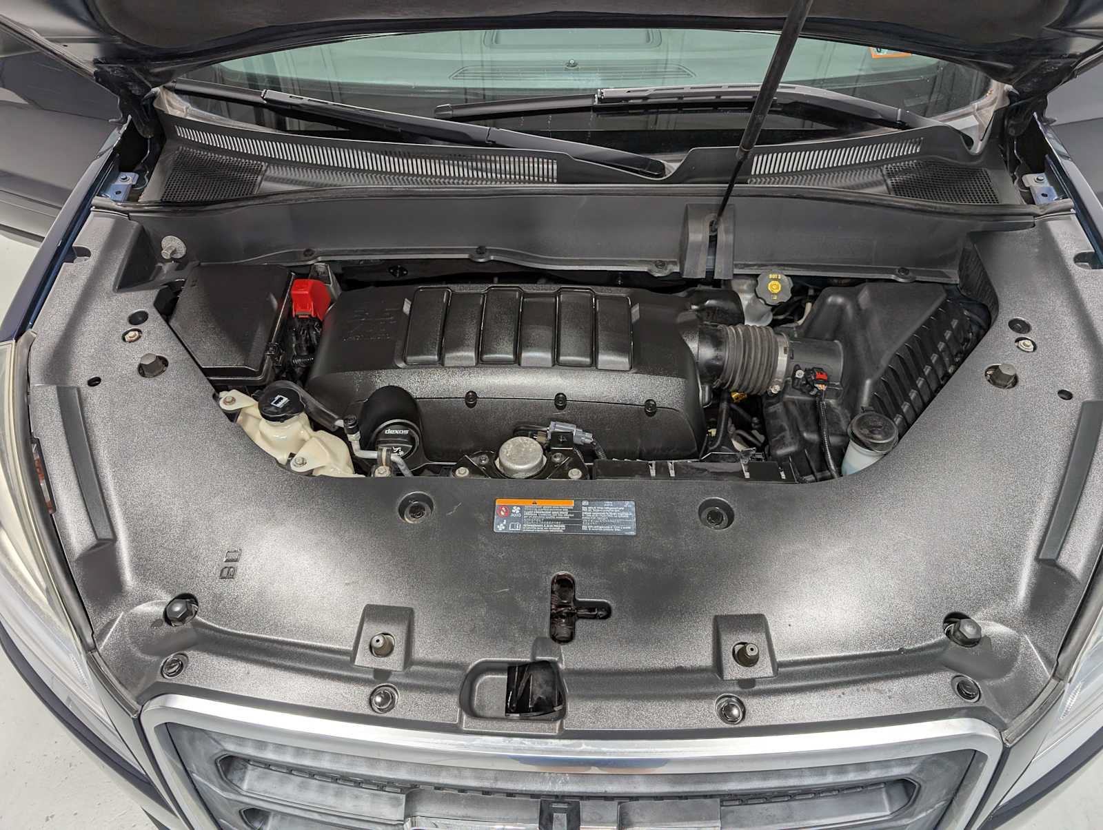 Used 2015 GMC Acadia SLE AWD/4WD image 14