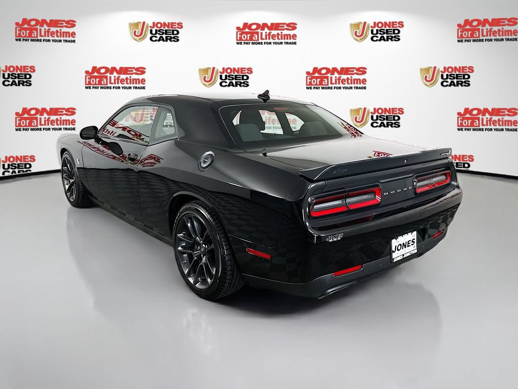 Used 2021 Dodge Challenger R/T Scat Pack RWD image 2
