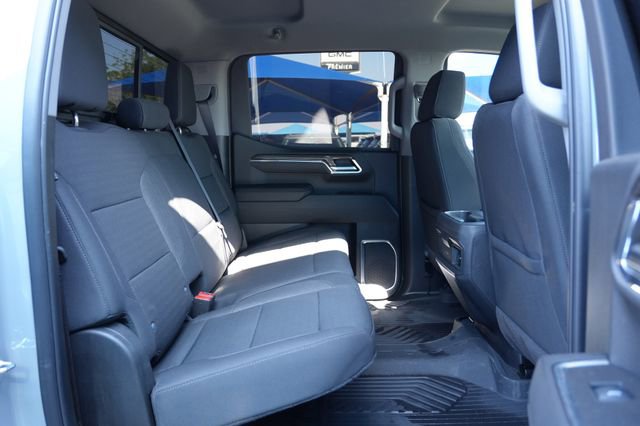 Used 2024 Chevrolet Silverado 1500 LT Trail Boss w/ Convenience Package II AWD/4WD image 12