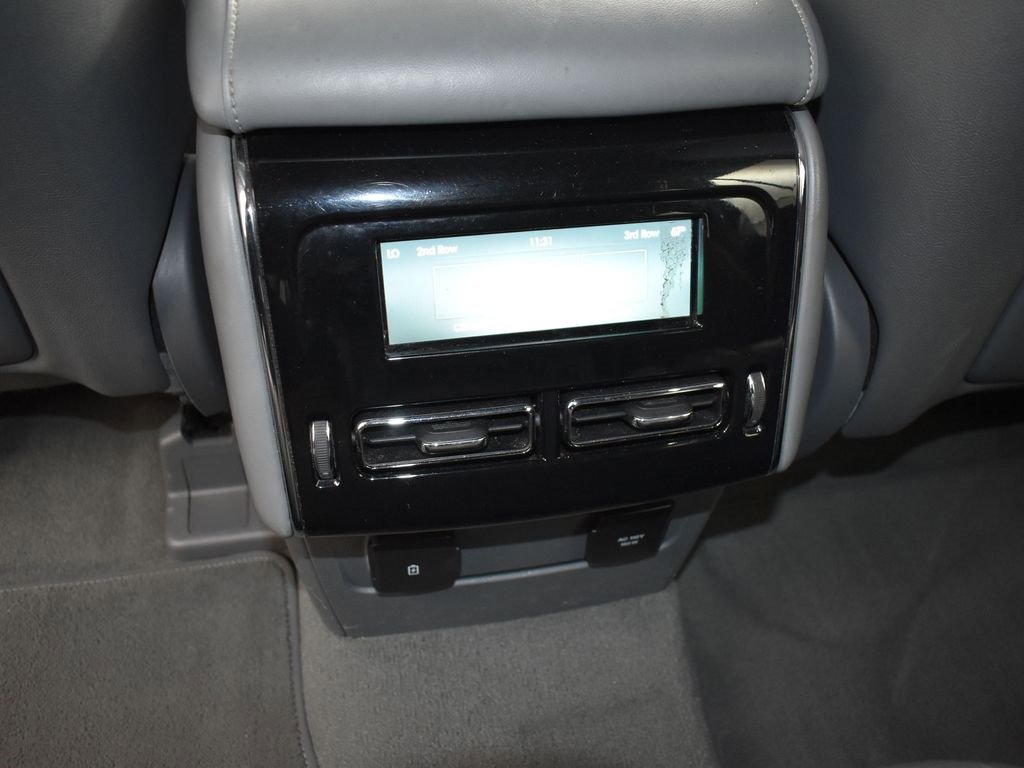 Used 2020 Lincoln Aviator Reserve w/ Class IV Trailer Tow Package image 19