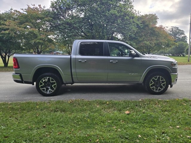 Used 2025 RAM 1500 Laramie image 7